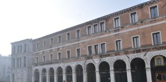 I decreti in Erbaria a Rialto