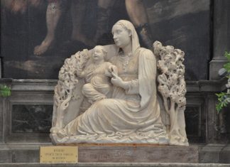 La Madonna degli Alberetti o della Neve, nella Chiesa dei Santi Apostoli