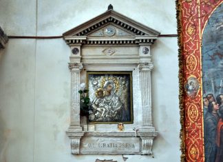 La Madonna col Bambino, nella Chiesa di Santa Maria del Giglio, vulgo Zobenigo