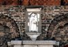 La Madonna col Bambino, sul Campanile di San Stefano, nel Sestiere di San Marco