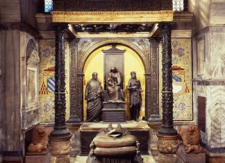 La Madonna della Scarpa, nella Cappella Zen, Basilica di San Marco