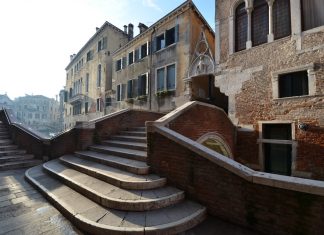 L’Arco di Calle del Paradiso, nel Sestiere di Castello