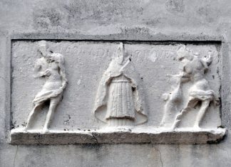 Sant’Alvise, San Girolamo e San Sebastiano, bassorilievo in Campiello de l’Oratorio, nel Sestiere di Dorsoduro