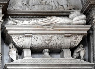Il monumento funebre al doge Nicolò Marcello (1397-1474), nella chiesa dei Santi Giovanni e Paolo