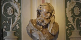 I busti dei “bravi” nel “portego”, del primo piano nobile, del palazzo Querini Stampalia