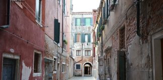 Corte da Ca’ Mariani a San Giacomo dall’Orio, nel Sestiere di Santa Croce
