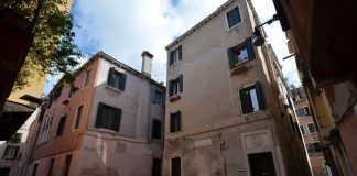 Corte del Luganegher ai Frari, nel Sestiere di San Polo