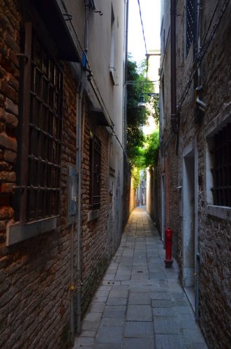DSC 3678-Calle-dei-Saoneri-San-Pantalon-