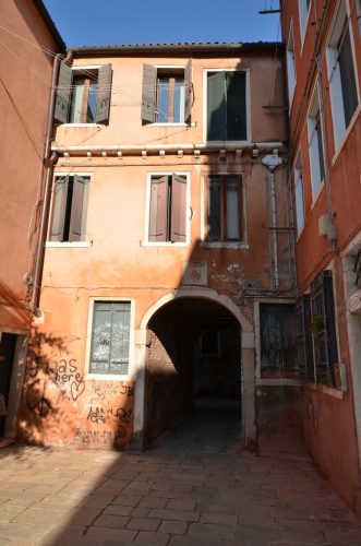 DSC 3693